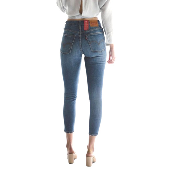 Levi's Wedgie Skinny Medium Wash Blue Jeans Size 32 - Picture 2 of 15